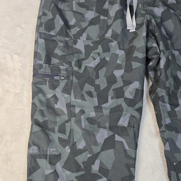 Womens FIGS Yola FREEx Lined Skinny Scrub Pants Bonsai Camo sz Lg - Picture 4 of 12